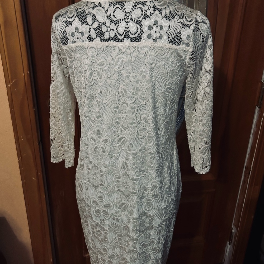 Hello MIZ Gray Sheath Dress 3/4 Sleeve Crew Neck